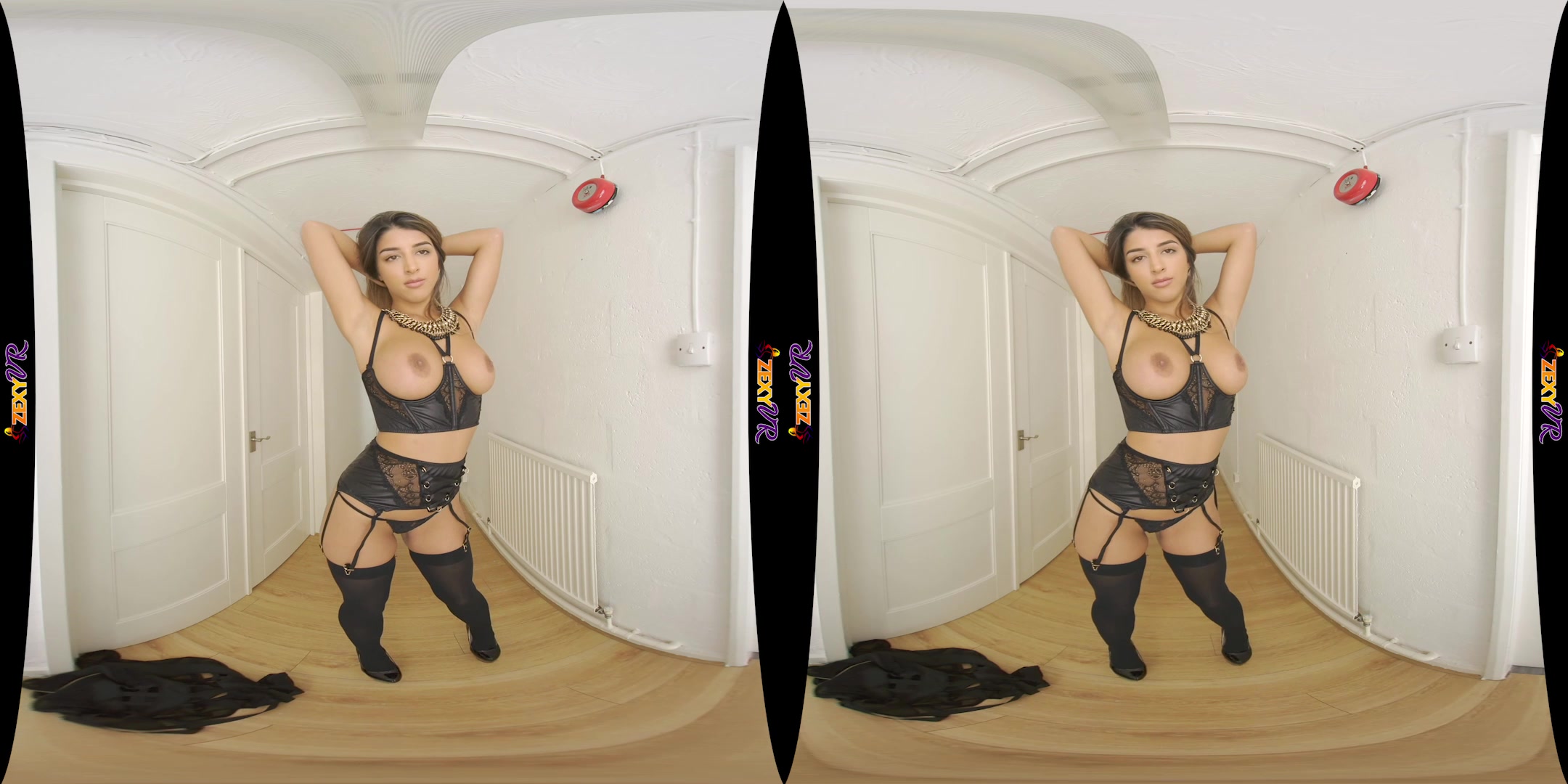 Dominating featuring Alexa Campbell - ZexyVR