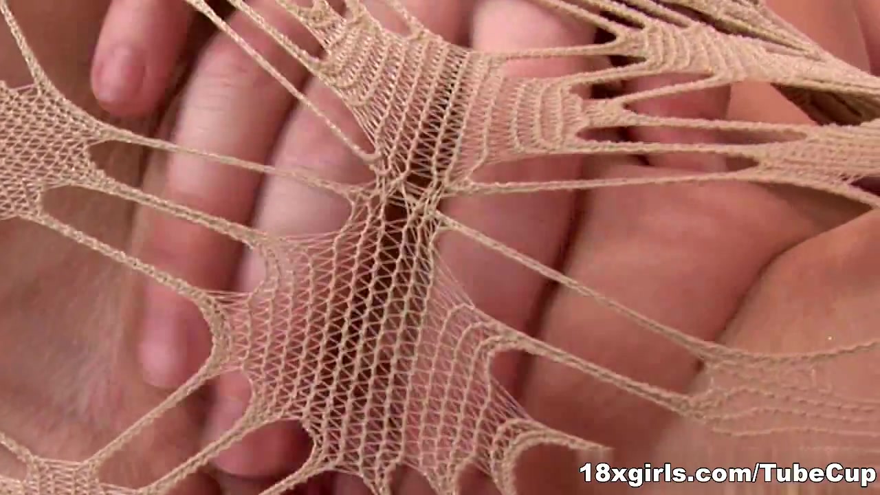 Naughty Kate Spreads Out For Great Fingering