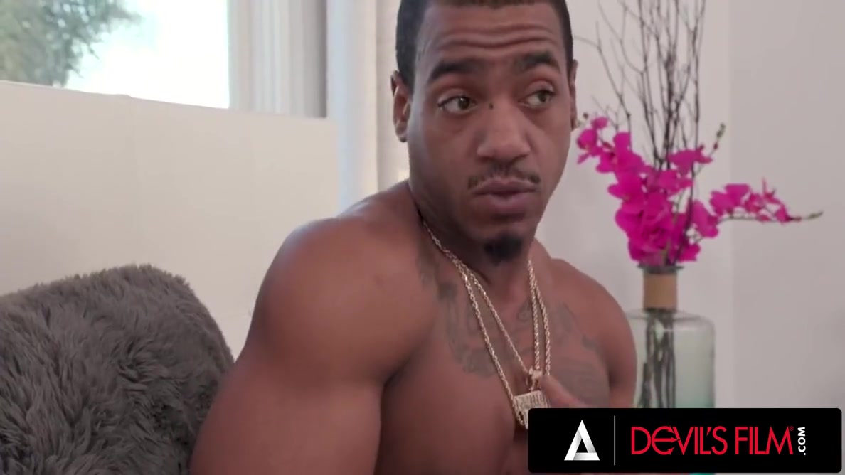 Beauty Is Tricked In A Wife-swap But She Arent Complaining - Devils Film And Spencer Bradley