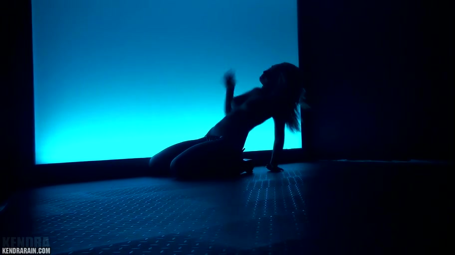Kendra Silhouette Video