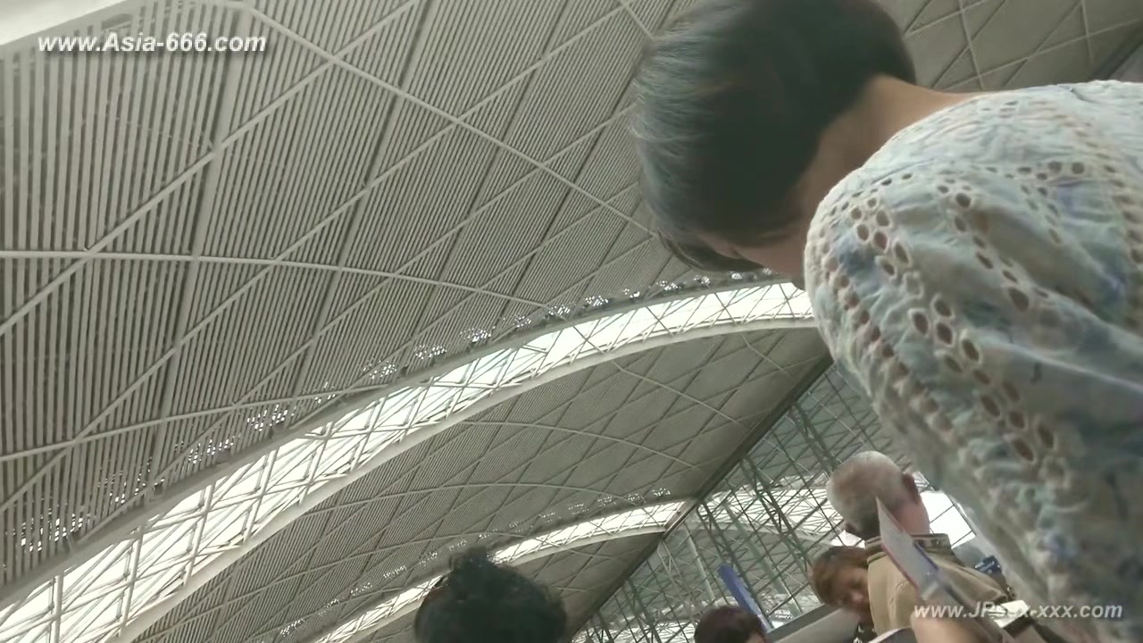 peeping chinese amateur upskirt.146