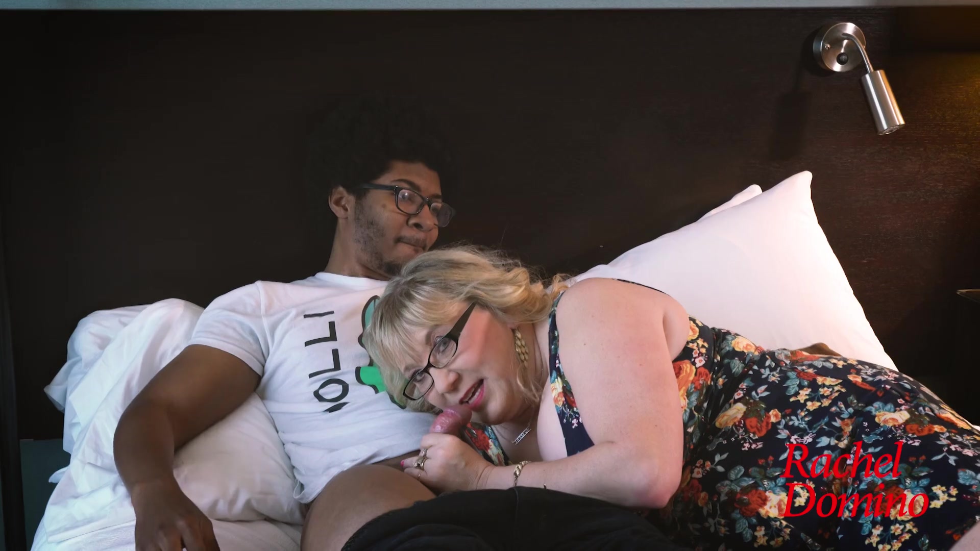 Rachel Domino Meets Dorky Darrien - Sex Movies Featuring Rachel Domino