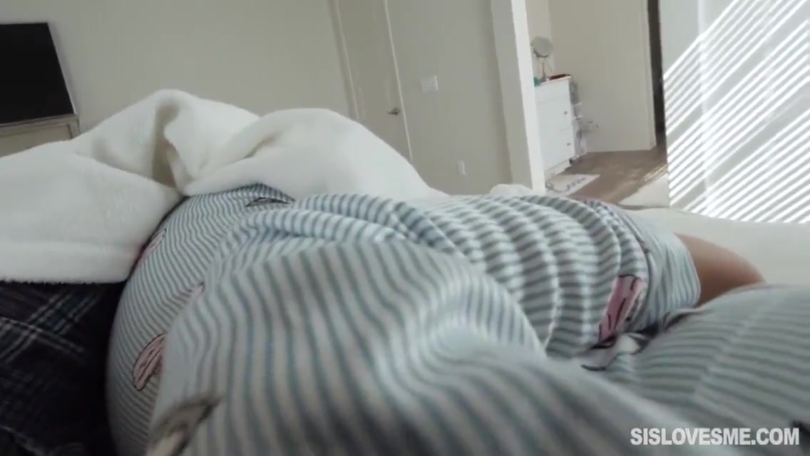 Scarlett Mae In Perfect Petite Teen 18+ Stepsister Fucked By Stepbrother In His Bed Pov