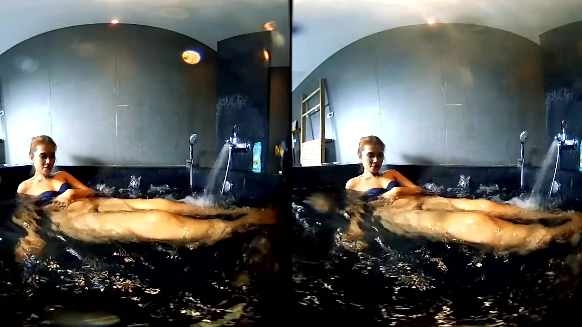 Wet Finger Games In The Whirlpool 3 - VRpussyVision