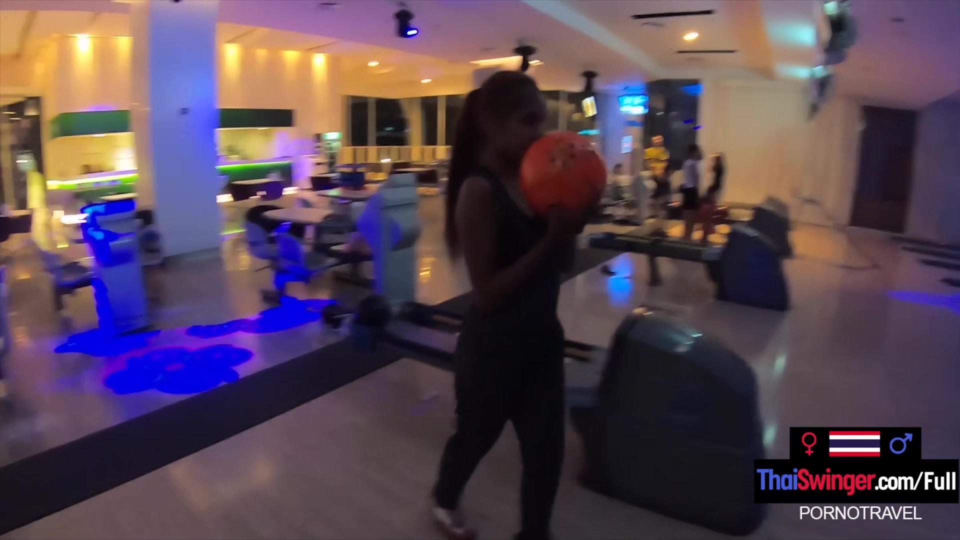 Amateur Thai teen 18+ sucks off her big dick boyfriend after a game of bowling