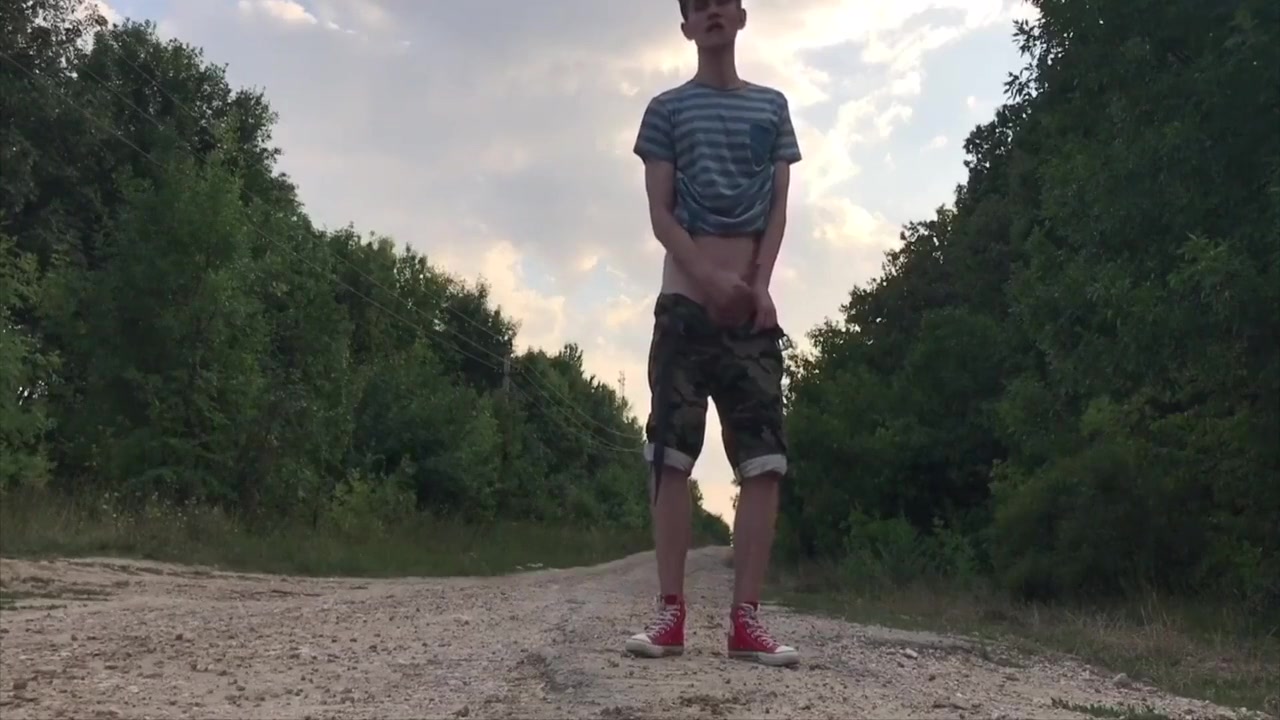 Undress In The Wild, Masturbate And The Cumshot Is Massive /huge Veiny Cock/ Uncut/big Loads 5 Min