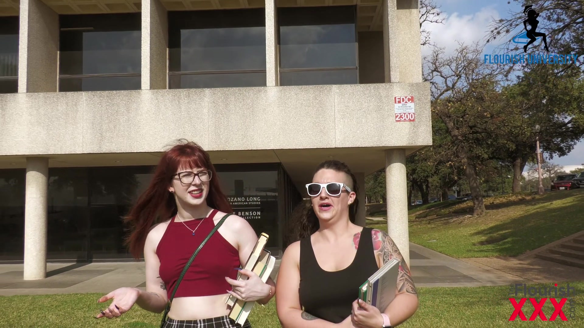Flourish Univ Dorm Life - Hannah Grace