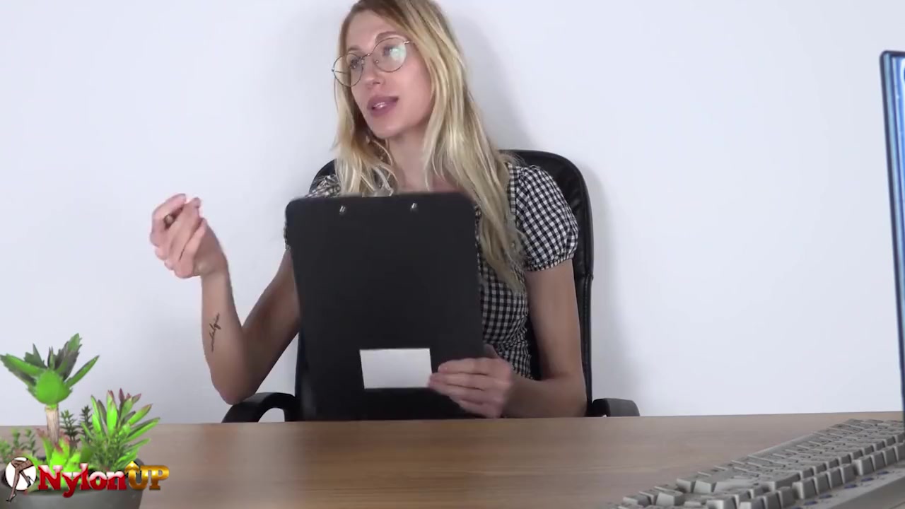 Naughty And Attractive Blonde Candy With Huge Round Boobs Loves Posing Her Sexy Feet In The Office