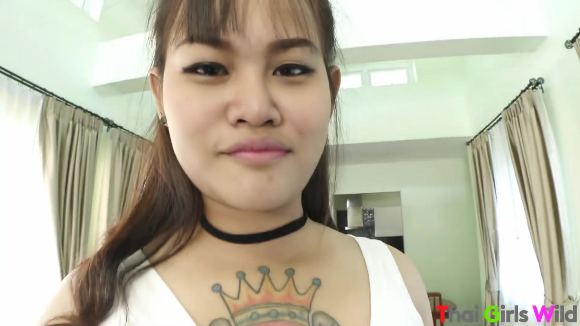 Amateur Thai cutie gets fucked by a foreigner