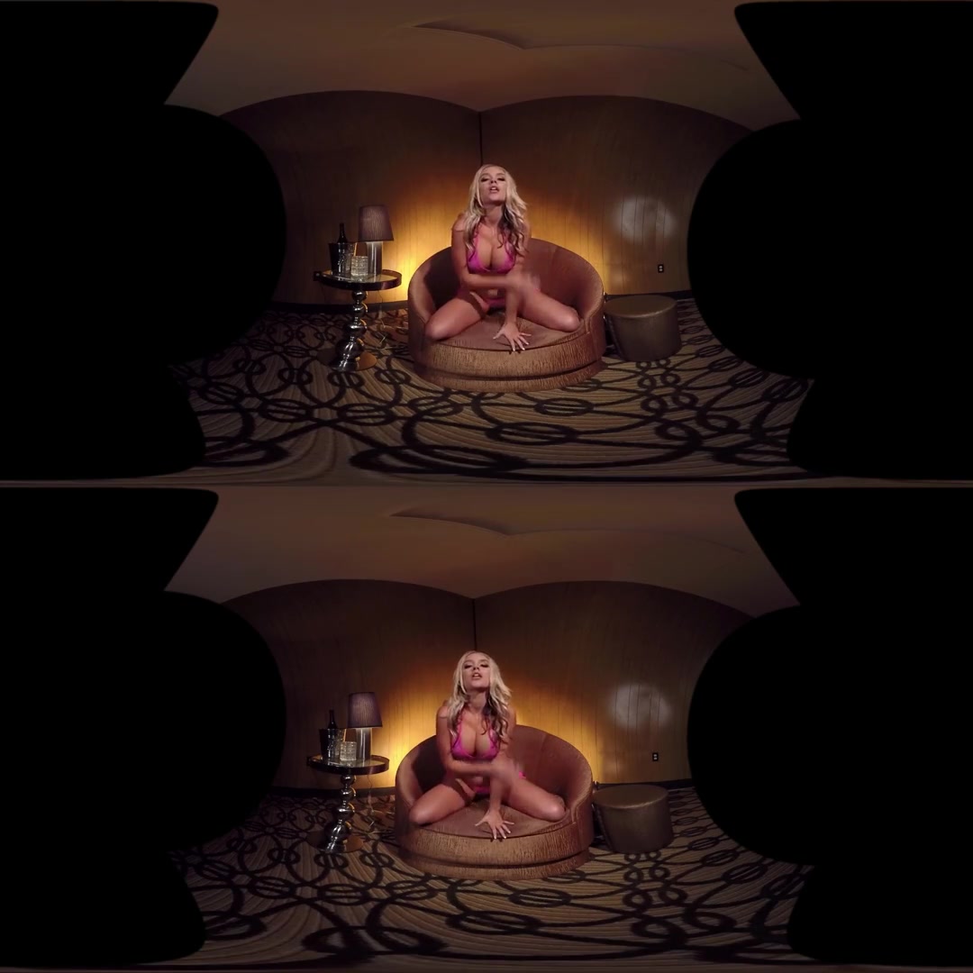 Alexis Monroe in Alexis Monroe Private Dance - VRClubz