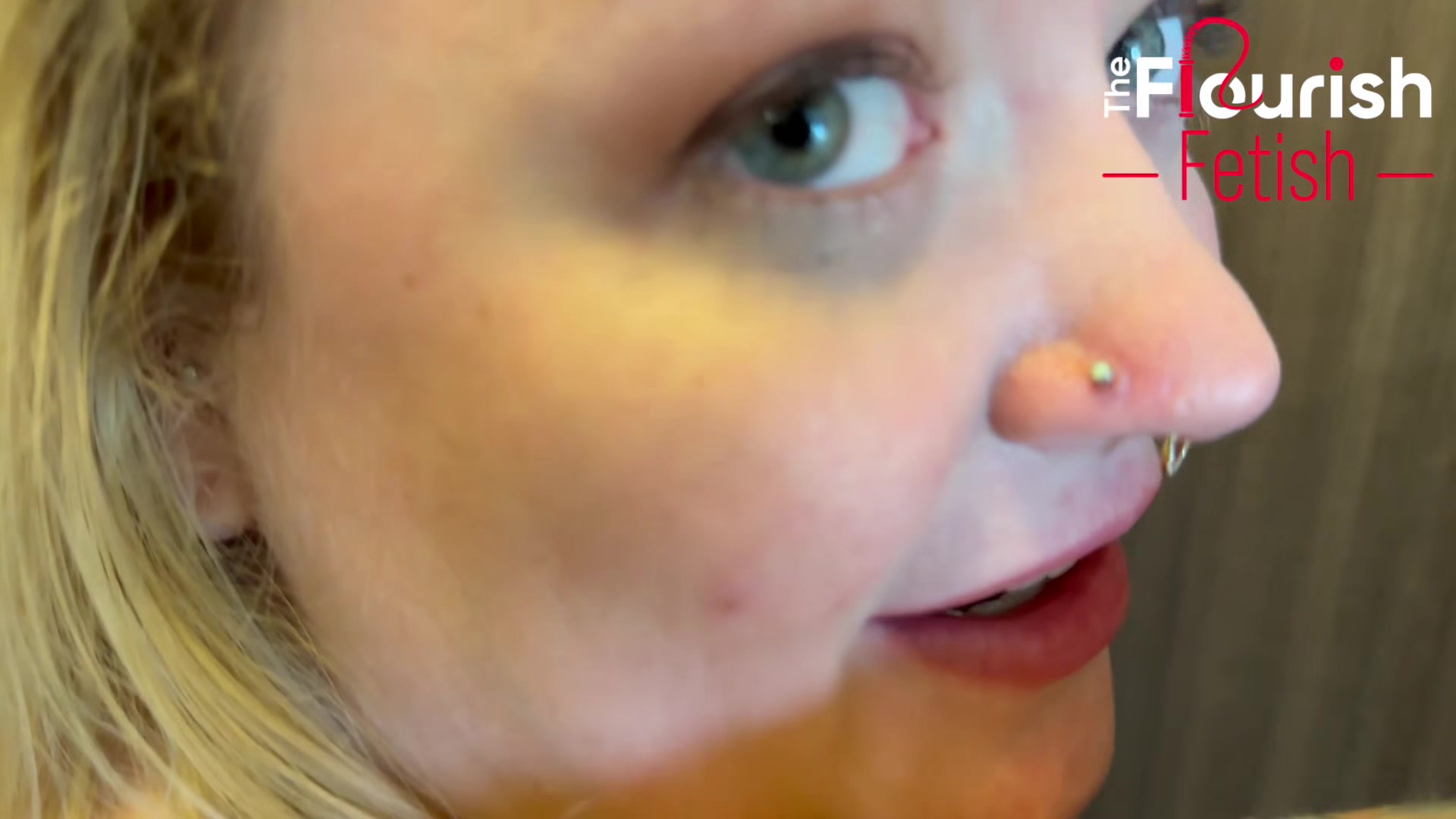 Amillimiley gets Dommed in her 1st BDSM
