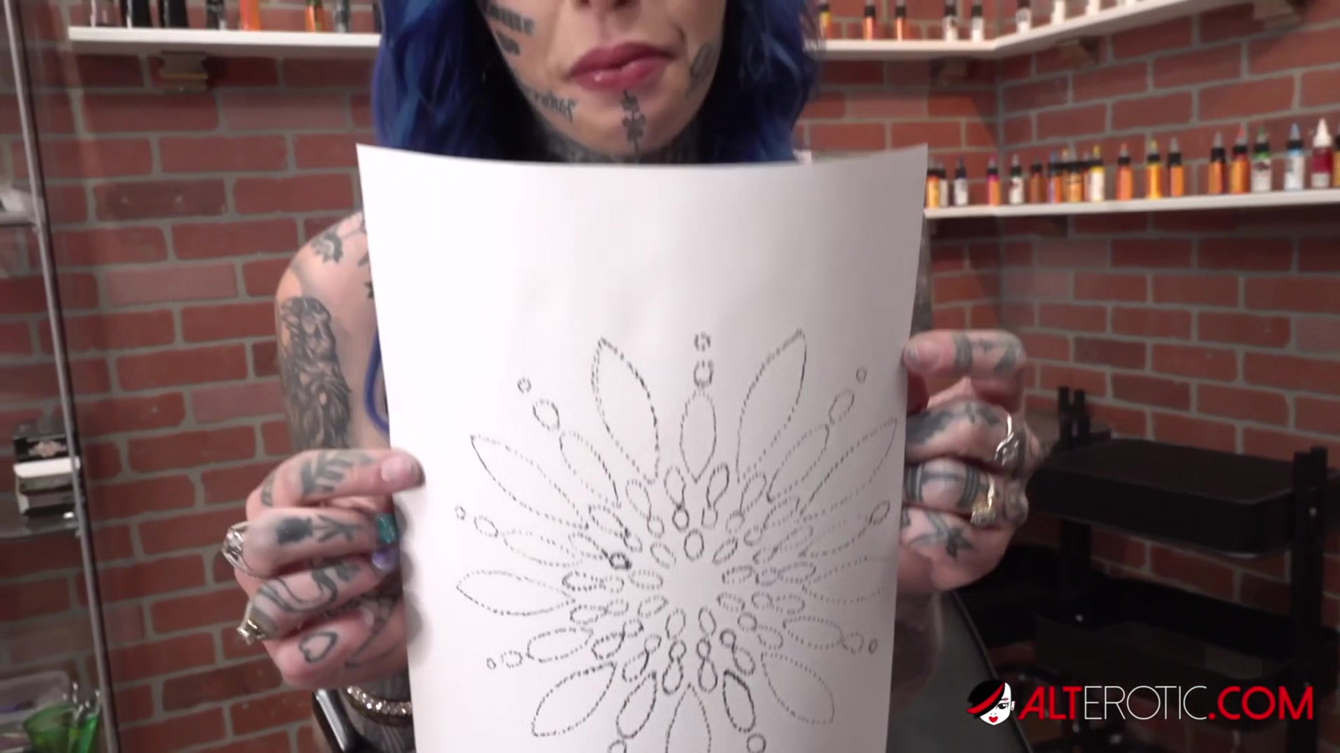 Amber Luke gets a butthole tattoo and a good fucking
