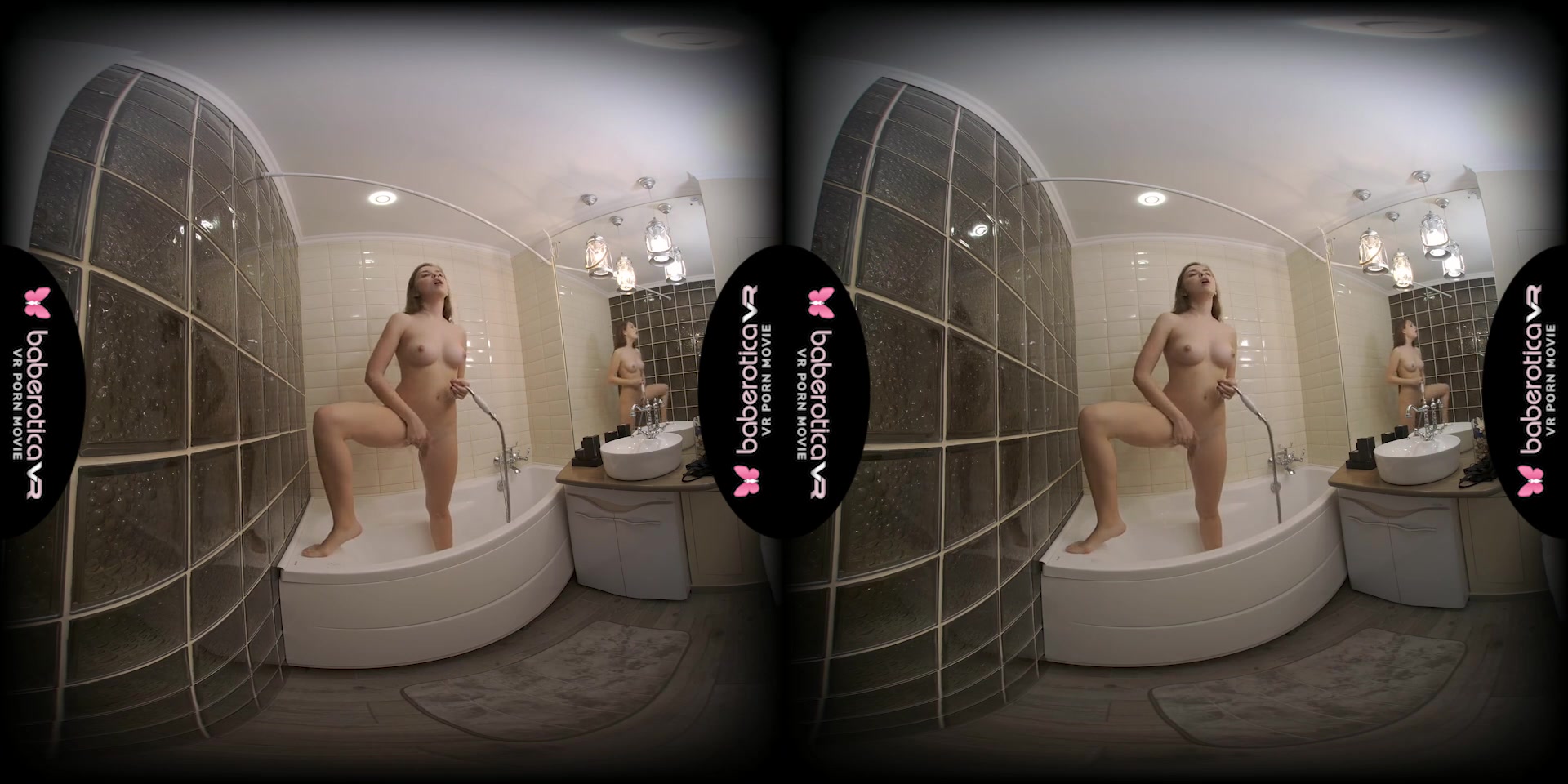 Terry Bliss satisfies herself with the shower in the mirror - BaberoticaVR