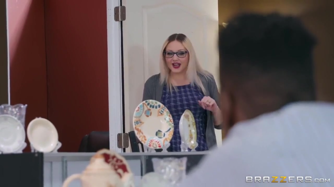 Appetite Is Here To Chill Out On Black Cock With Mandy Muse And Jason Brown