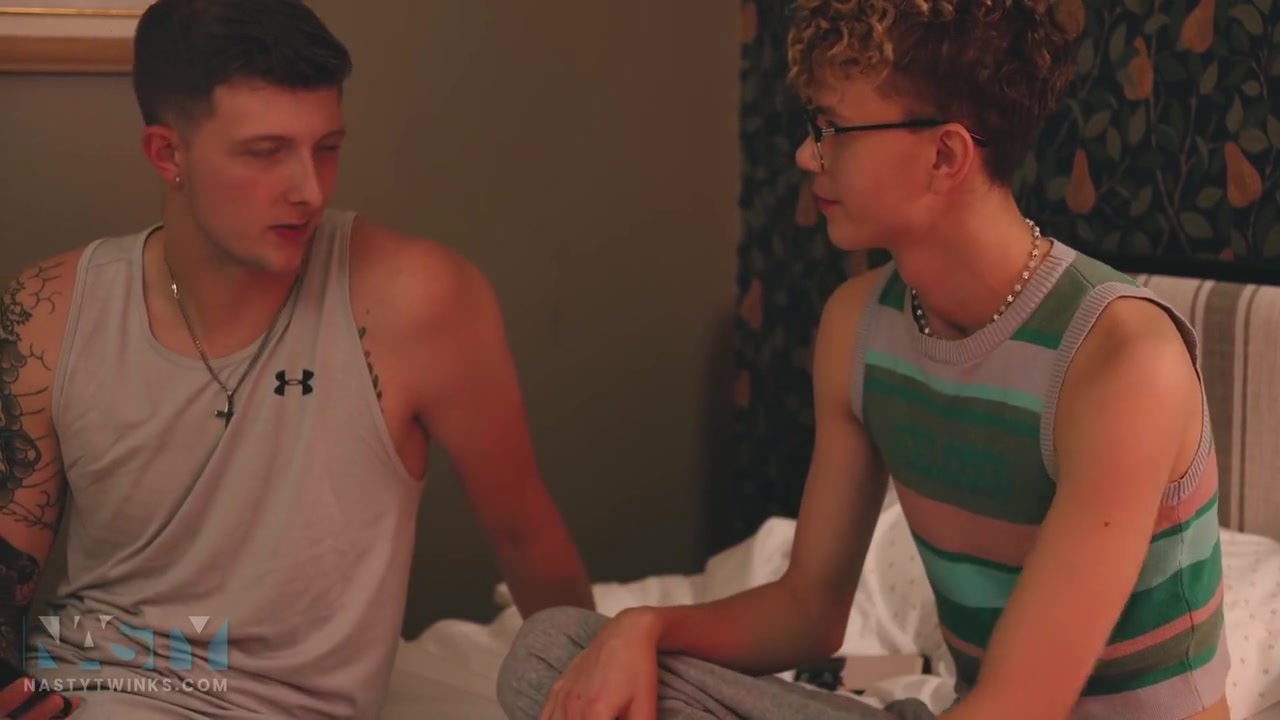 Foreign Exchange - Morning Wood - Noah Finally Confronts Cyrus... Just One Kiss... Finally With Gay Porn