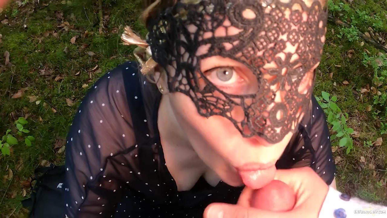 A Nice Blowjob In A Private Forest - Sex Movies Featuring Enfjandinfp