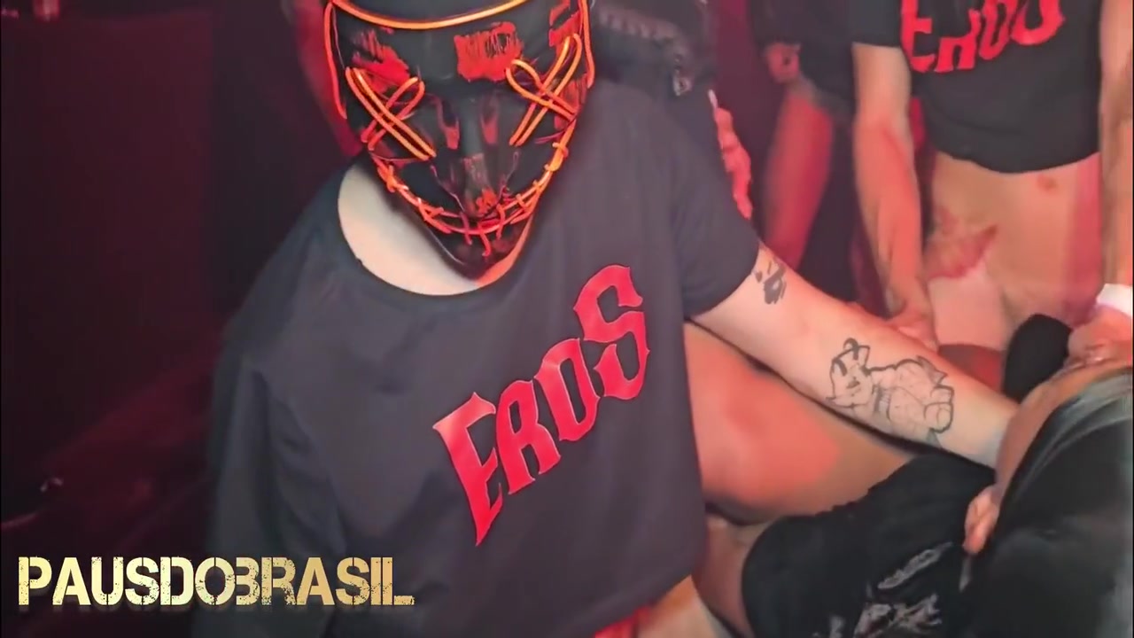 Gay Porn, Rodrigo Blessed And Chefe Do Bando - Noite Animada Hallo Wenn 6 Min