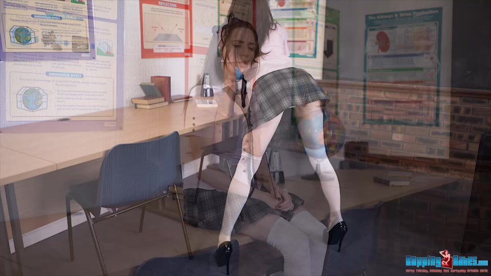 Samantha Bentley - College Cock Drainer - BoppingBabes
