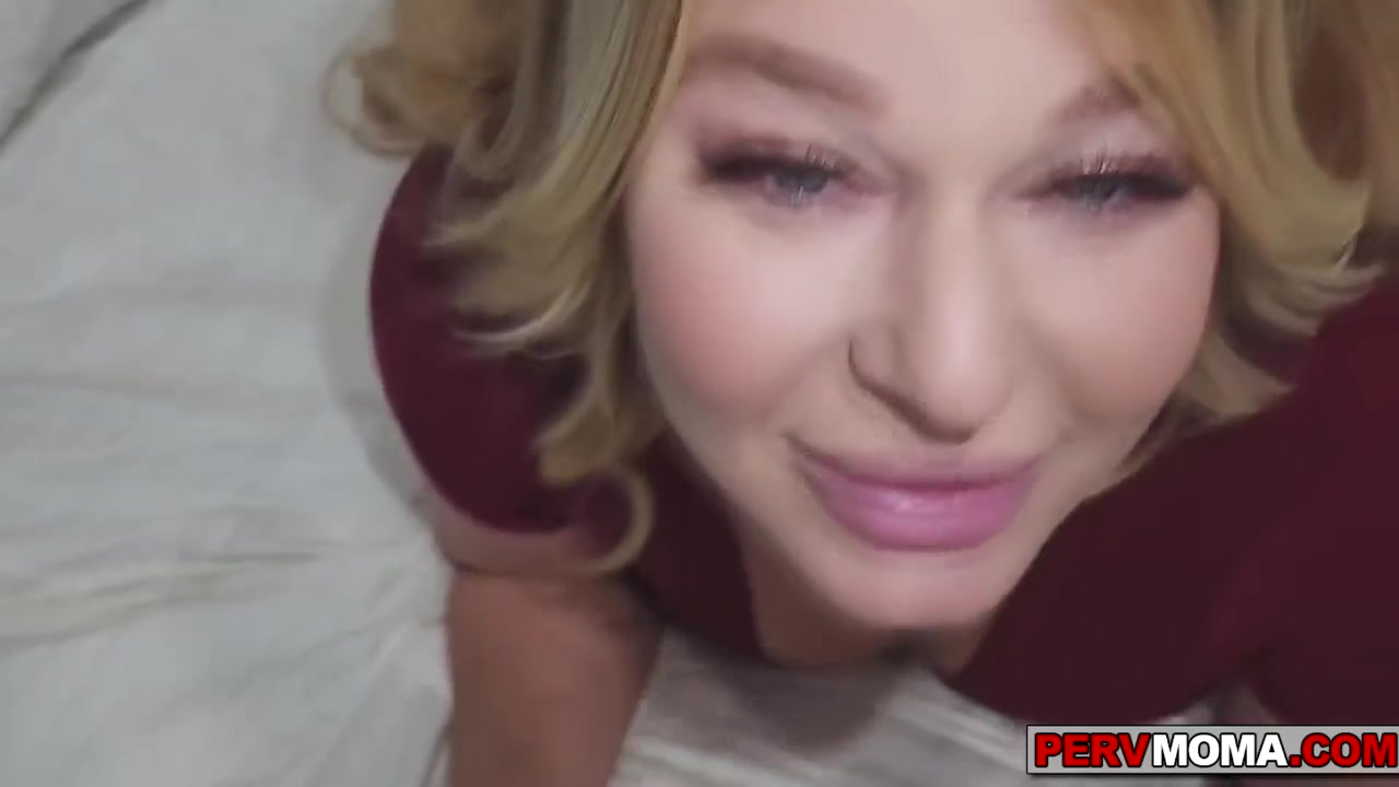 Stepmom London Giving Me Again A Blowjob - London River And Perv-Step mom