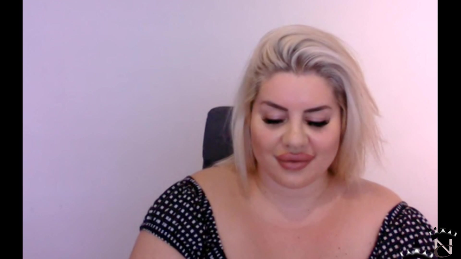 Summary First Live Show - Sex Movies Featuring Natasha Crown