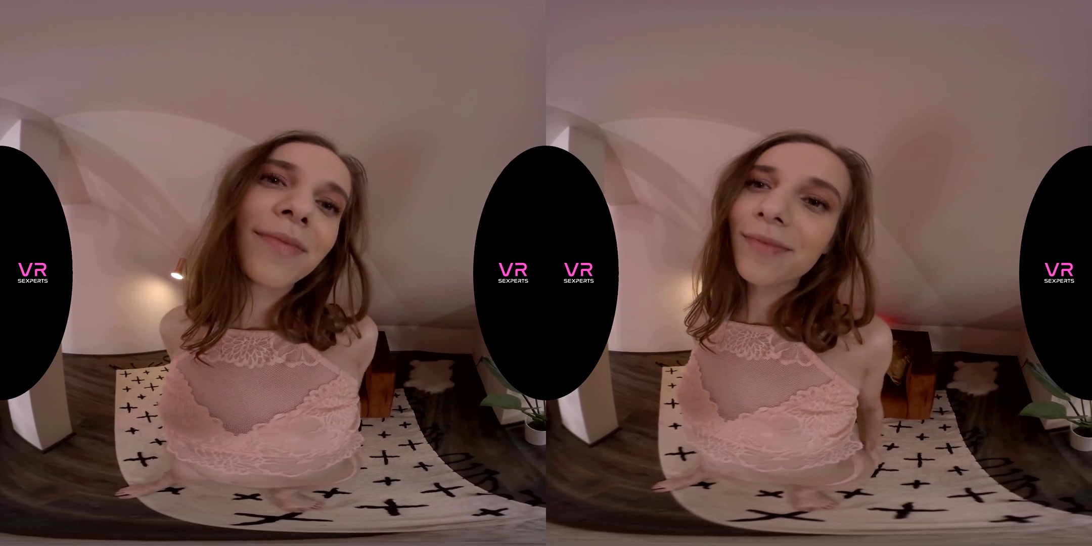 Sweet teen 18+ in the Bedroom - SexLikeReal