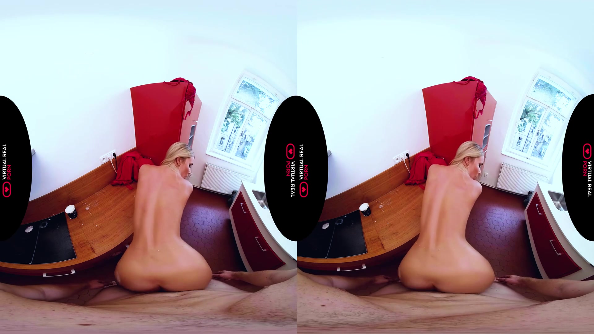 Wet & Messy - VirtualRealPorn