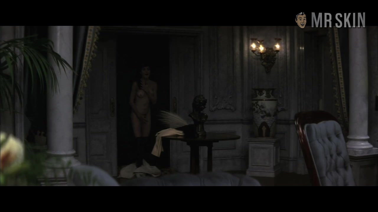 Sienna Miller's 2 Ridges, Rare PG Full Frontal, And More - Mr.Skin