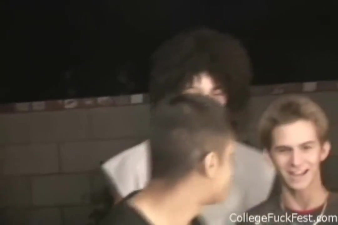 teen 18+ Slut Gets Spitroasted In Horny Frat Scene 6 Min
