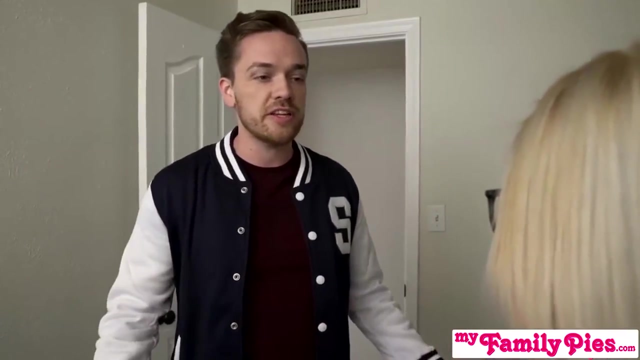 Stepbrother Cums In Stepsisters Panties