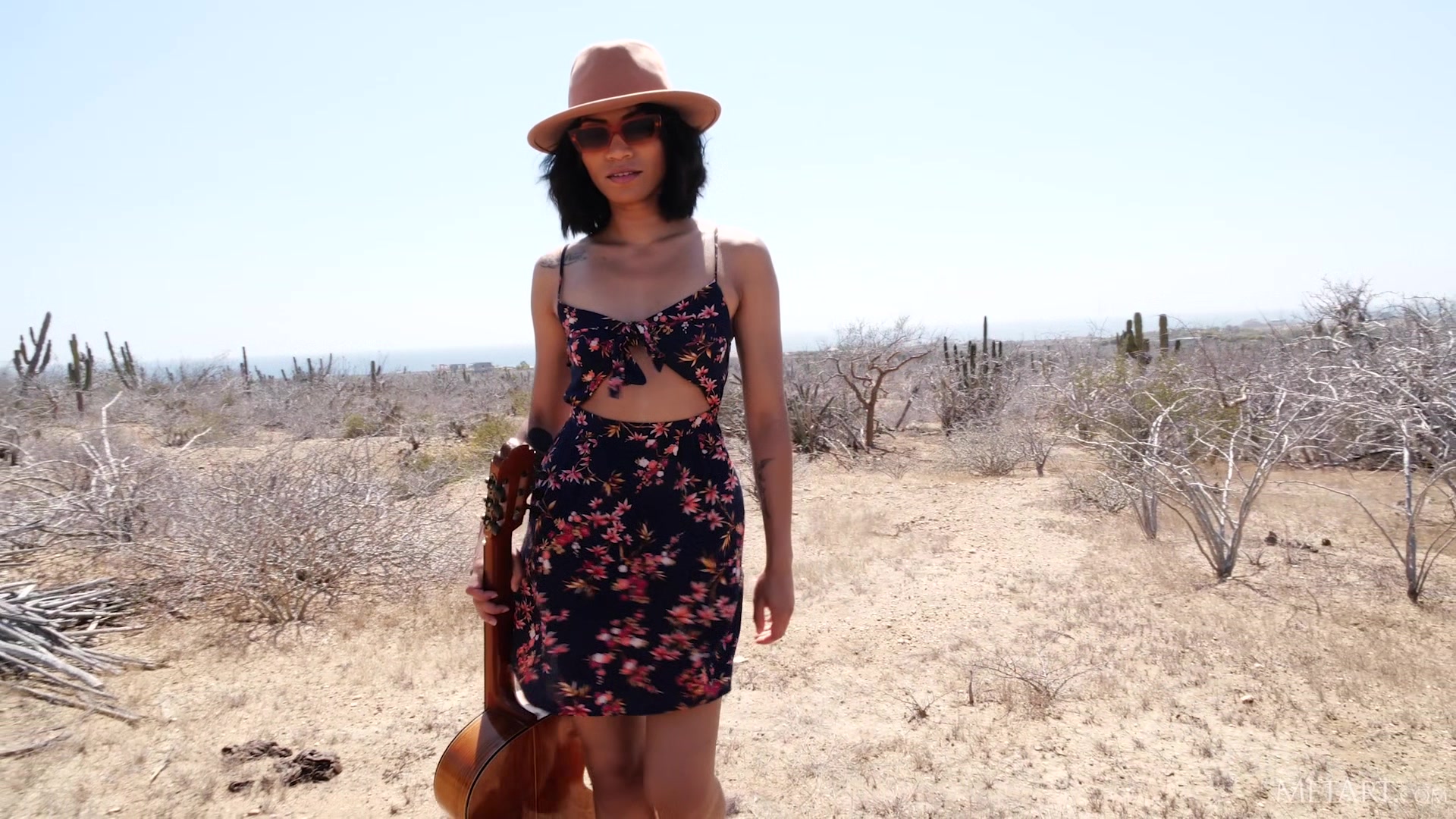 Pull My Strings - Fatima
