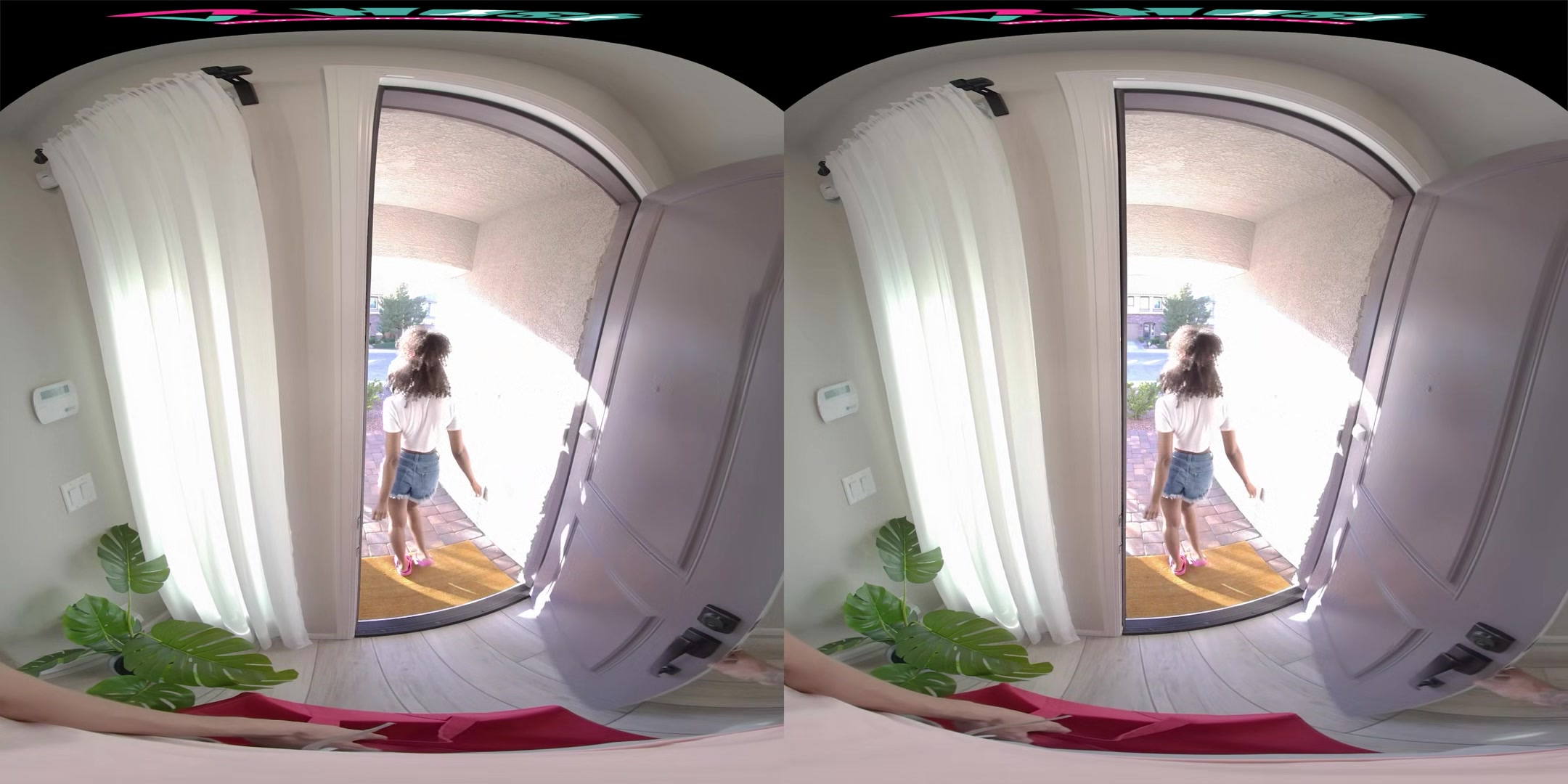 VRHUSH Delivery girl Olivia Jayy wants her five star rating