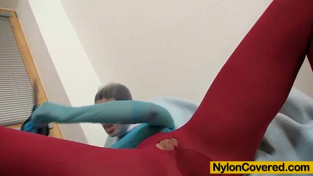 Mazzy masturbates covered fully in nylons