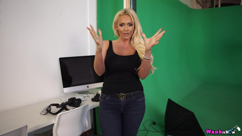 Lucy Zara - XXX Rated Shoot - Sexy Videos - WankitNow