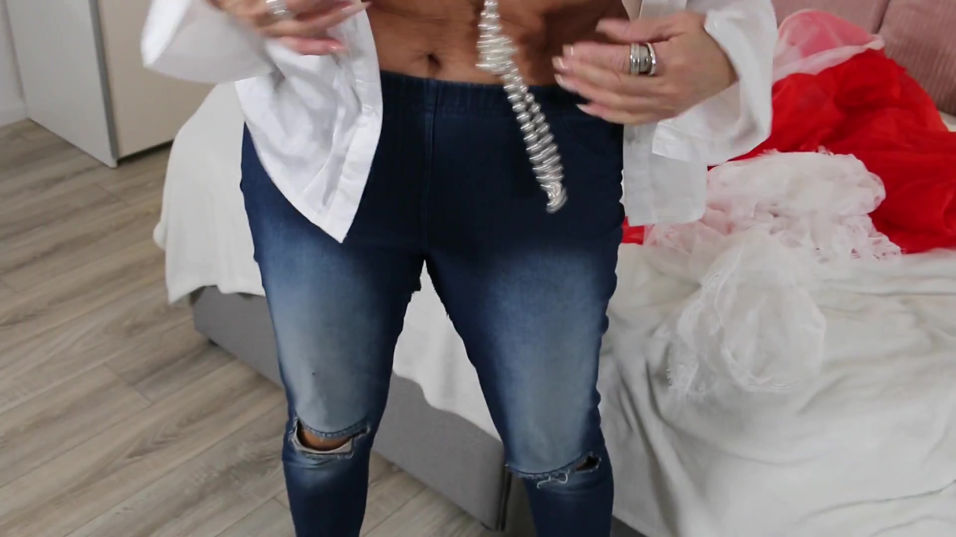 Experienced Blonde Cara Changes Her Clothes