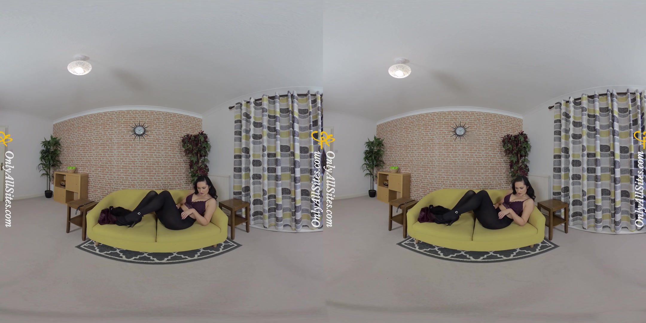 Bonnie - In Pantyhose - OnlyTease