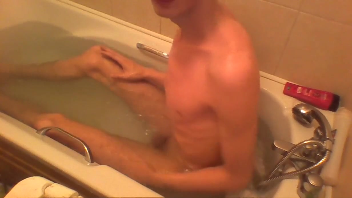 Skinny teen 18+ Gives Him Self A Good Wash In His Bath Tub