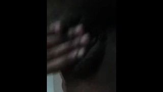 Realhellaunik rubbing clit/cumming