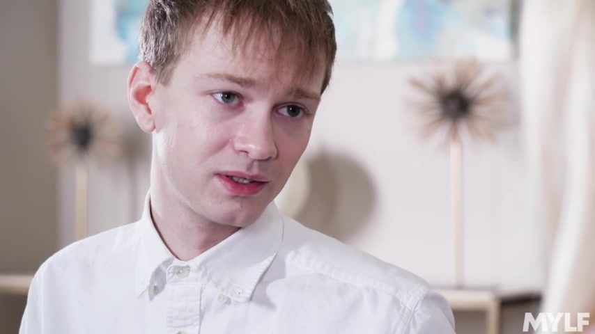 Banging A Brainy Babe - MYLF