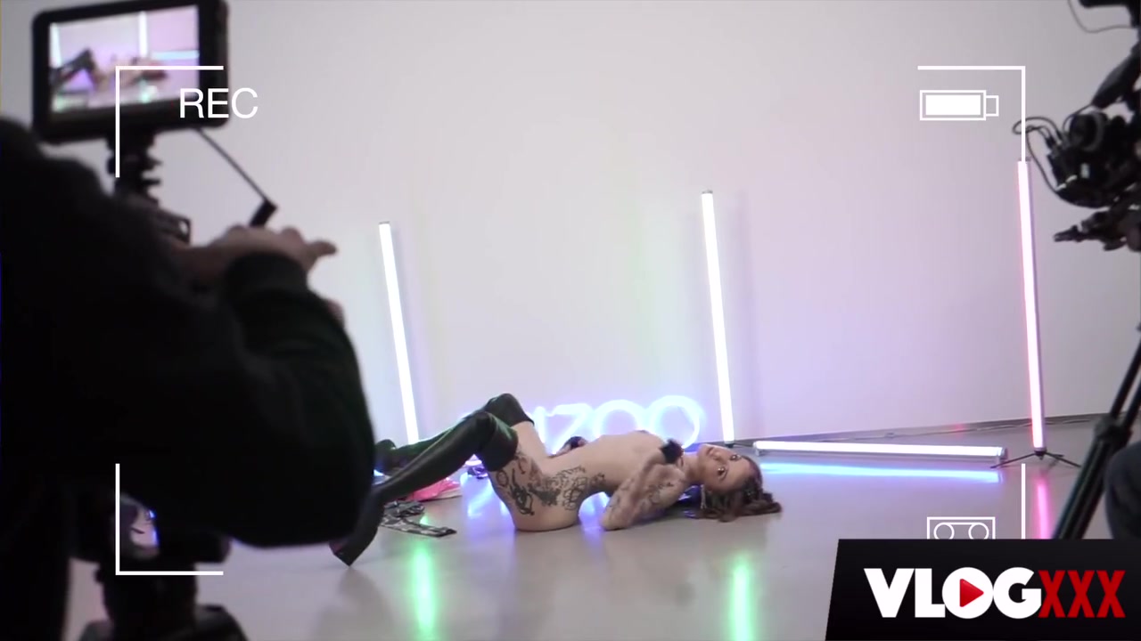 Gets Her Perfect Pussy Pounded Bts - Eden Ivy