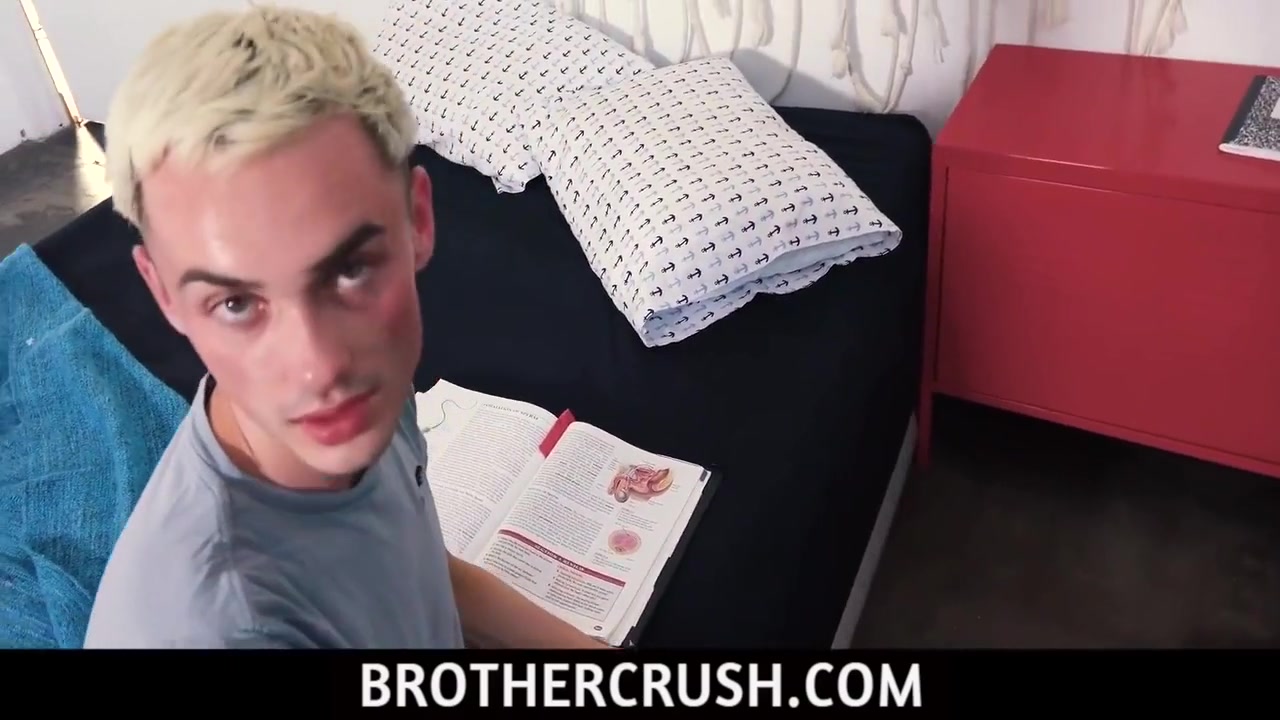 Big Stepbro Helps Teen 18+ With Getting To Know His Body And Desires With Joe Ex