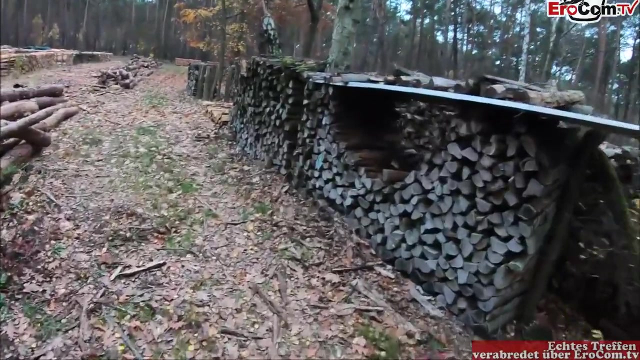 Versaute Deutsche Milf Heimlich Auf Einem Waldweg Gefickt Beim Geilen Sextref