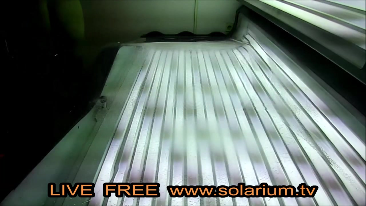 Solarium Cam Blonde horny girl masturbates in the solarium