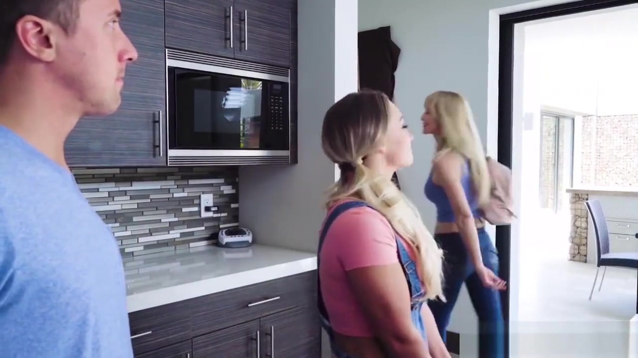 Seductive babysitter Cali fucked in the ass