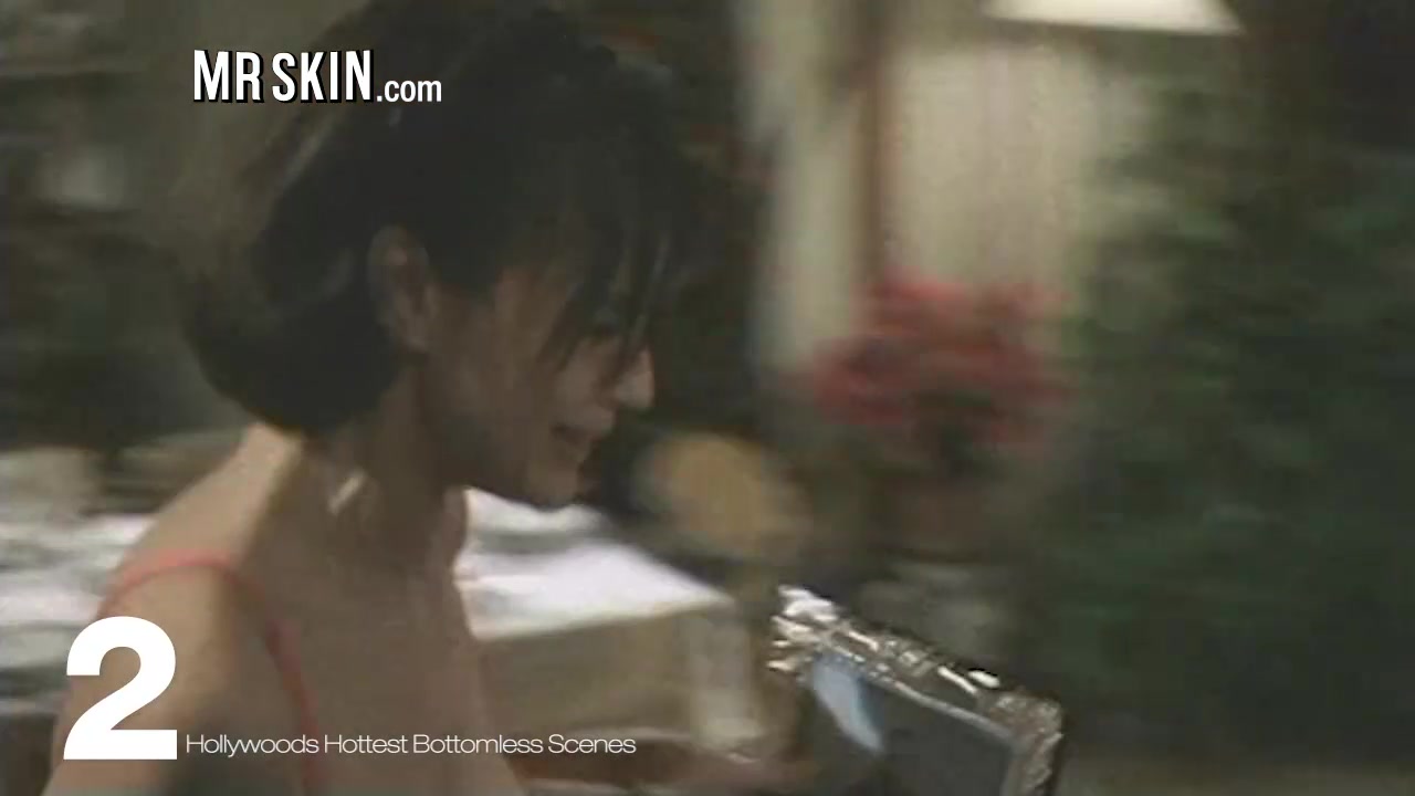 Top 5 Hottest Bottomless Scenes - Mr.Skin