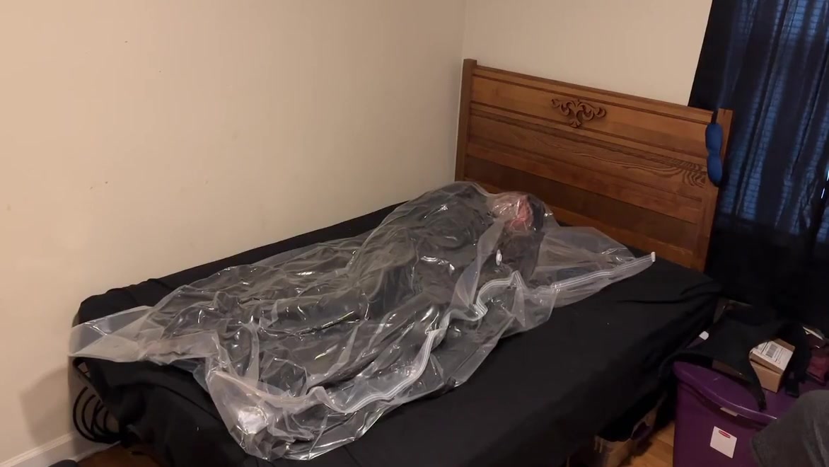 Dec 13 2022 - Vacpacked In My Cpd Leather Jacket With My Latex Face Mask And Tons Of Leather