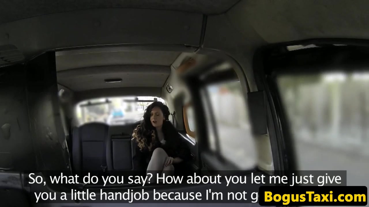 Cheeky brit taxi babe pussylicked on backseat