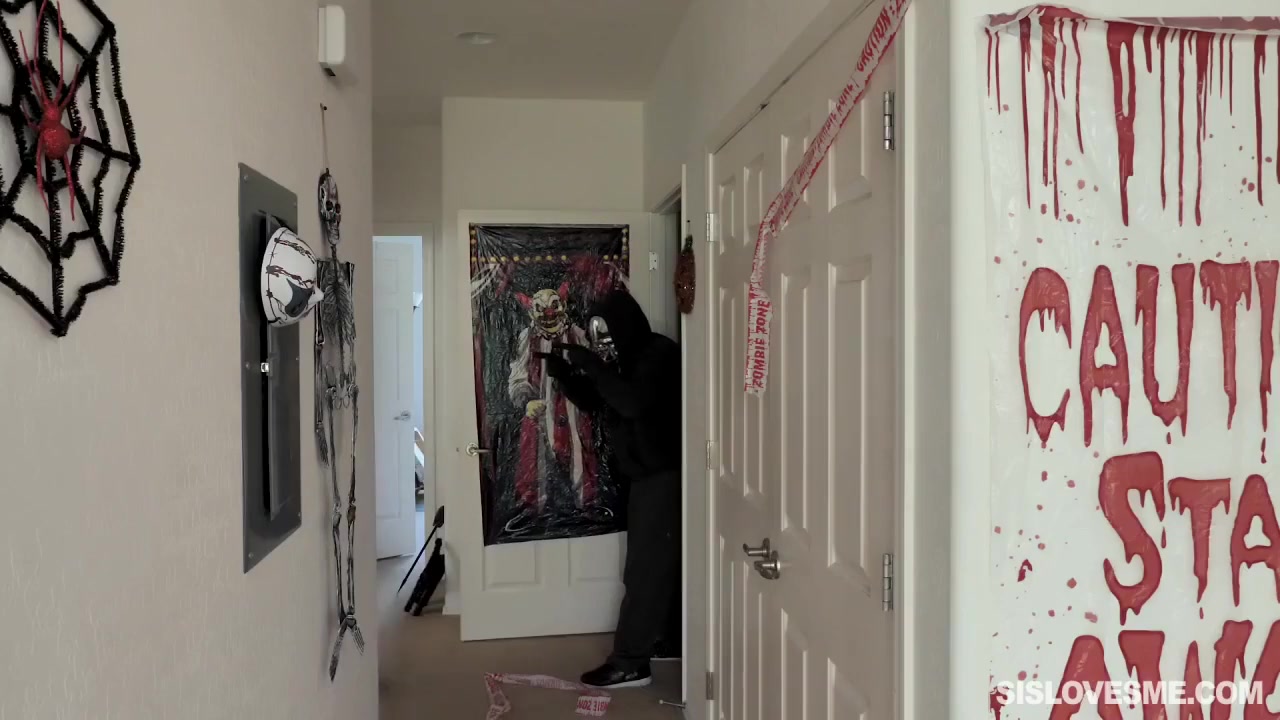 Katie Kush In Halloween Stepsister Hammering