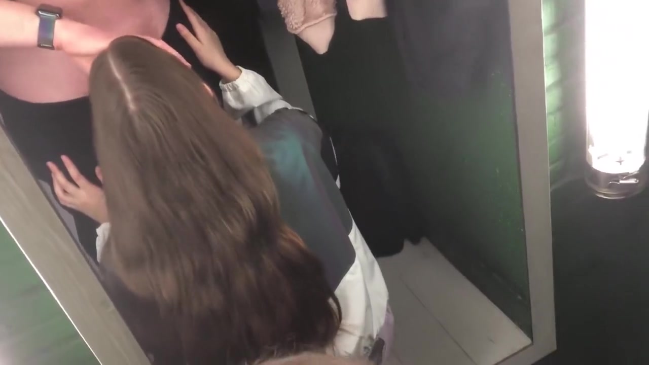 Public Blowjob In The Locker Room Of The Mall