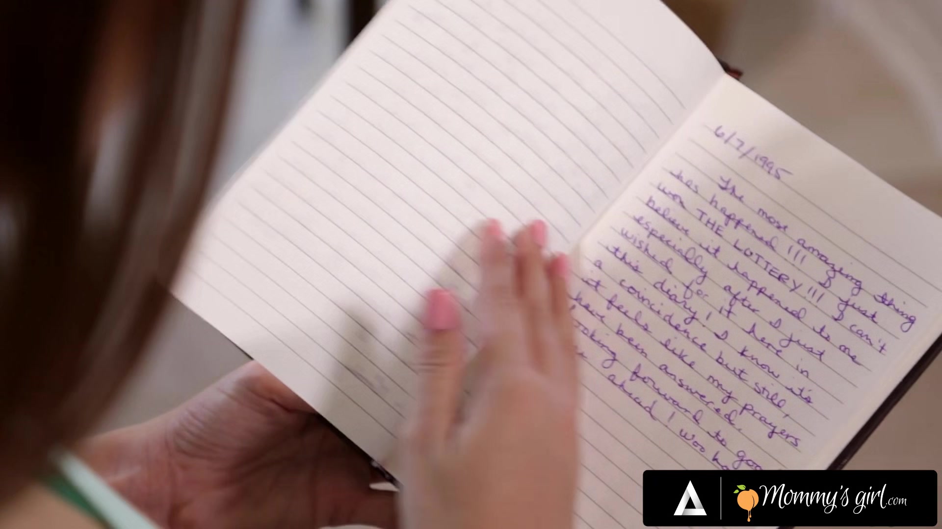 Step mommy'S GIRL - Syren De Mer Fucks Her Stepdaughter After She Wrote About It In Her Magic Diary