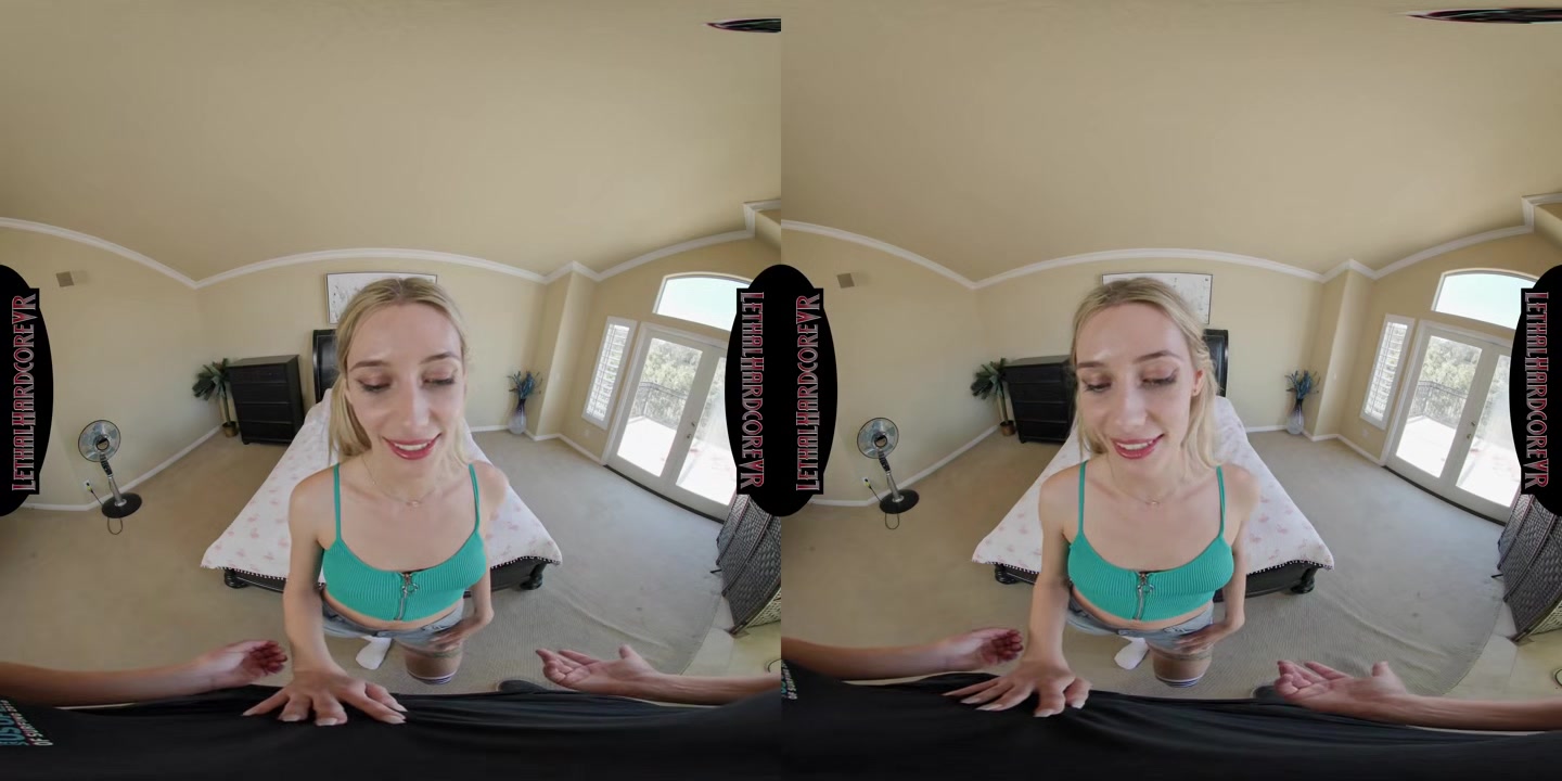 Teen Emily Jade Can't Resist The Big Cock On Her Stepdad - LethalHardcoreVR